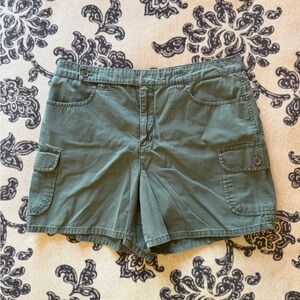 Women’s Cargo Shorts - Olive Green
